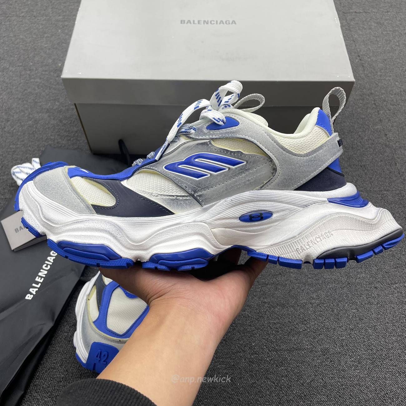 Balenciaga Cargo Sneaker White Grey Blue 784341 W2mv6 0328 (10) - newkick.app